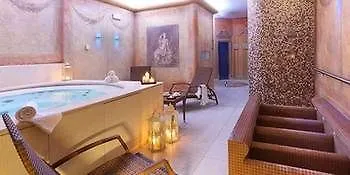 Relais Empire בית הארחה 3*