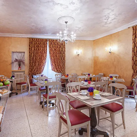 Affittacamere Relais Empire 3*